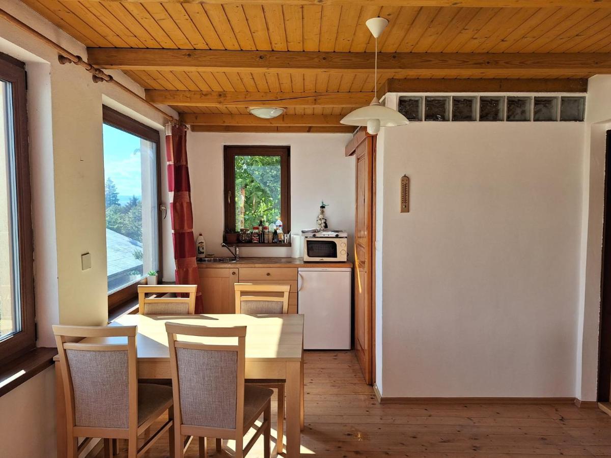 Sunset House Piestany Bungalow Banka Екстер'єр фото