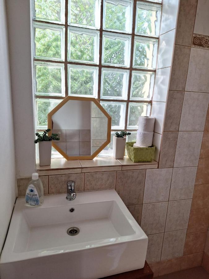 Sunset House Piestany Bungalow Banka Екстер'єр фото